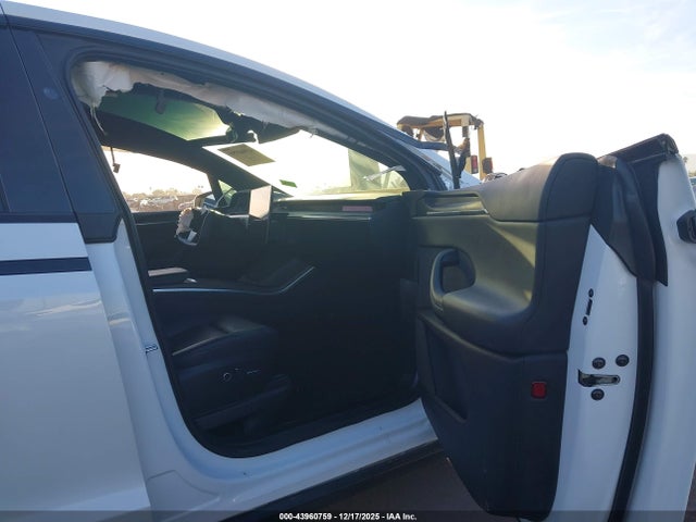 2022 TESLA MODEL X 7SAXCDE54NF344069 Photo 4