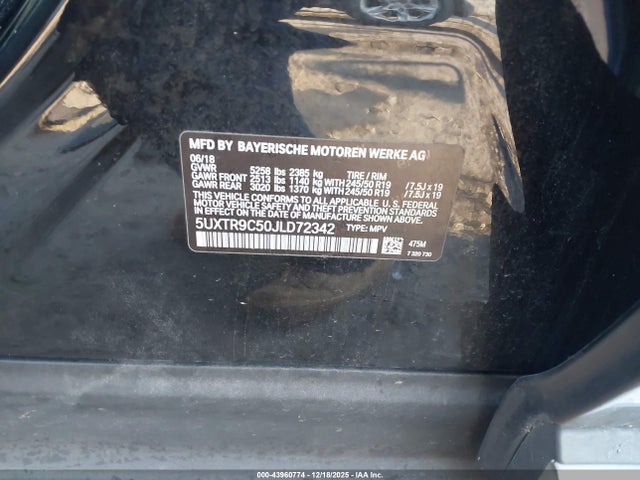 2018 BMW X3 5UXTR9C50JLD72342 Photo 8