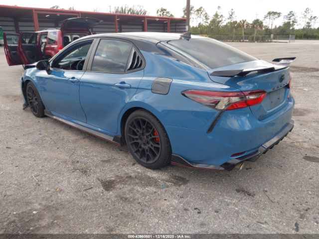 2022 TOYOTA CAMRY 4T1KZ1AK6NU065337 Photo 2