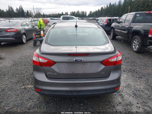 Ford FOCUS SE 2014 1FADP3F23EL414635 Image 17