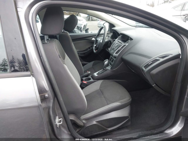 Ford FOCUS SE 2014 1FADP3F23EL414635 Image 19
