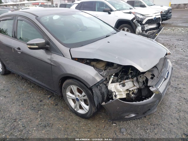 Ford FOCUS SE 2014 1FADP3F23EL414635 Image 6
