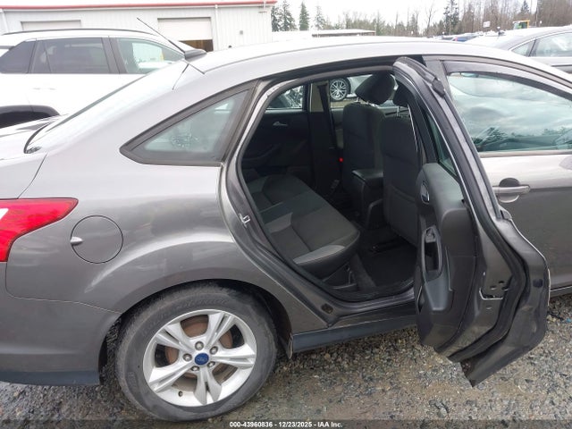 Ford FOCUS SE 2014 1FADP3F23EL414635 Image 8