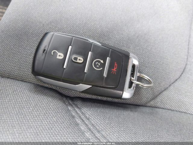 2022 RAM 1500 1C6SRFFT8NN428354 Photo 10