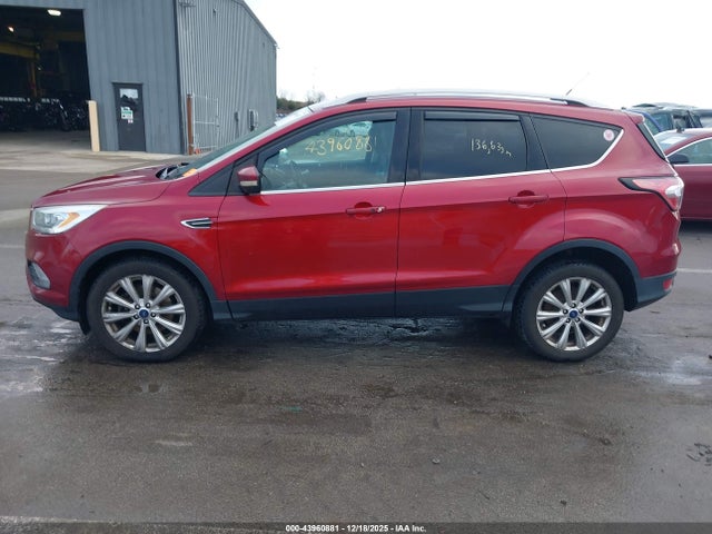1FMCU0J94HUD37737 Ford Escape Titanium