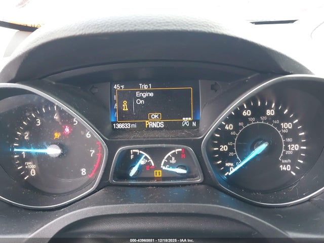 1FMCU0J94HUD37737 Ford Escape Titanium