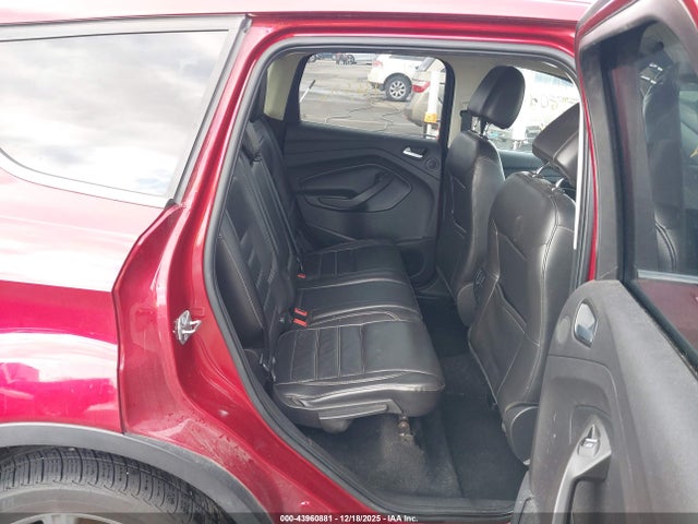1FMCU0J94HUD37737 Ford Escape Titanium