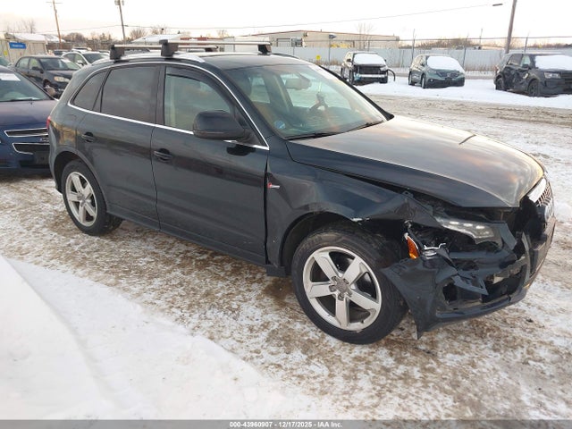 2012 AUDI Q5 WA1DKAFP8CA068254 Photo 0