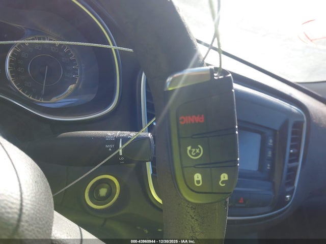 Aukcja sprzedaży 2015 Chrysler 200 Limited, vin: 1C3CCCAB4FN654215, numer aukcji: 43960944