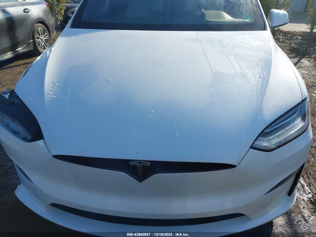 2023 TESLA MODEL X 7SAXCDE52PF370365 Photo 9