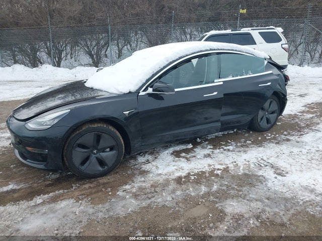 2018 TESLA MODEL 3 5YJ3E1EA9JF025522 Photo 1