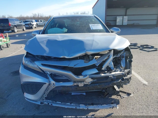 43961031 :رقم المزاد ، 4T1G11AK5PU798740 vin ، 2023 Toyota Camry Se مزاد بيع