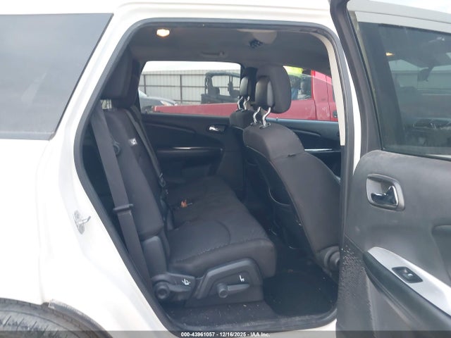 43961057 :رقم المزاد ، 3C4PDCBB1JT172531 vin ، 2018 Dodge Journey Sxt مزاد بيع