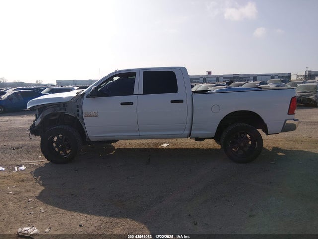 Продаж на аукціоні авто 2018 Ram 2500 Tradesman  4x4 6'4 Box, vin: 3C6UR5CL5JG348262, номер лоту: 43961063