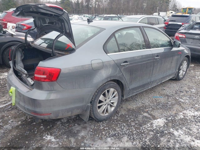 43961070 :رقم المزاد ، 3VWLA7AJXFM206276 vin ، 2015 Volkswagen Jetta 2.0l Tdi Se مزاد بيع