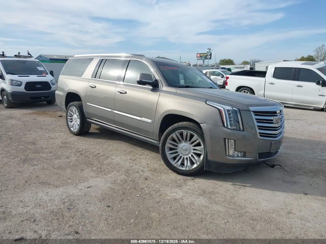 2019 CADILLAC ESCALADE ESV 1GYS4KKJ2KR144768 Photo 0