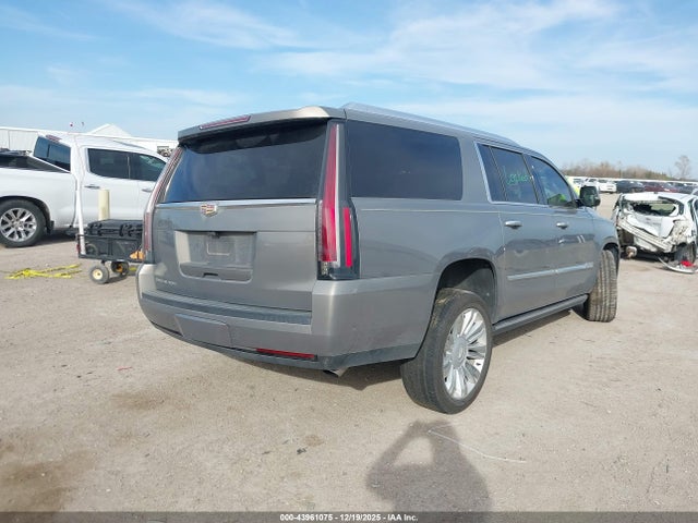 2019 CADILLAC ESCALADE ESV 1GYS4KKJ2KR144768 Photo 3