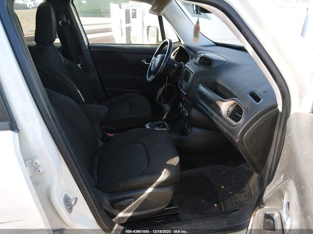 ZACCJABT4GPD37234 Jeep Renegade Latitude