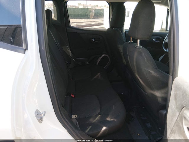 ZACCJABT4GPD37234 Jeep Renegade Latitude