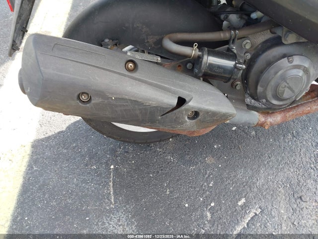 Genuine Scooter Co. Buddy 50 2023 RFVPAP5A9P1134134 Image 16