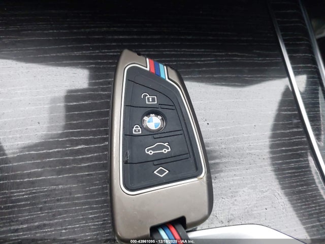 2022 BMW X7 5UXCW2C05N9K70104 Photo 10