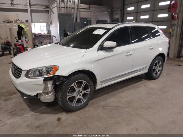 YV4902DZ3E2530032 Volvo Xc60 T6 R-design