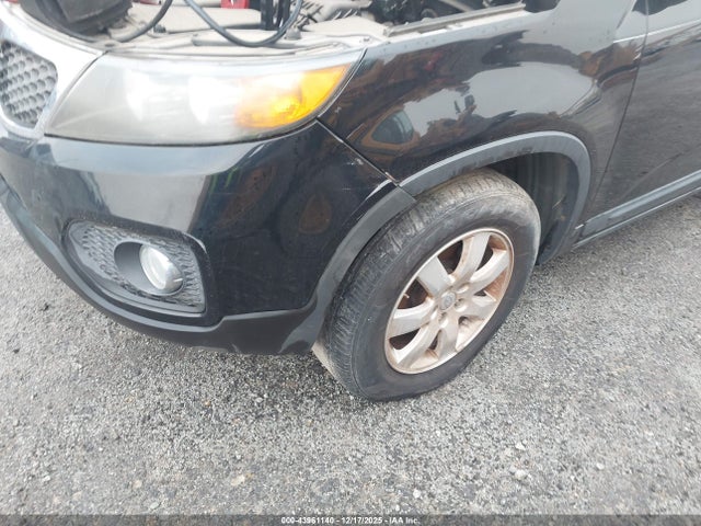 Продажа на аукционе авто 2011 Kia Sorento Lx, vin: 5XYKT4A12BG169593, номер лота: 43961140