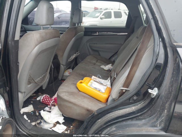 Продажа на аукционе авто 2011 Kia Sorento Lx, vin: 5XYKT4A12BG169593, номер лота: 43961140