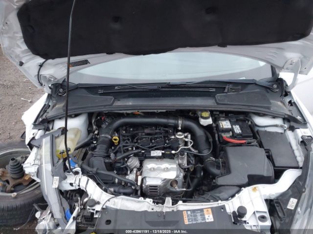 2018 FORD FOCUS 1FADP3FE3JL303295 Photo 9