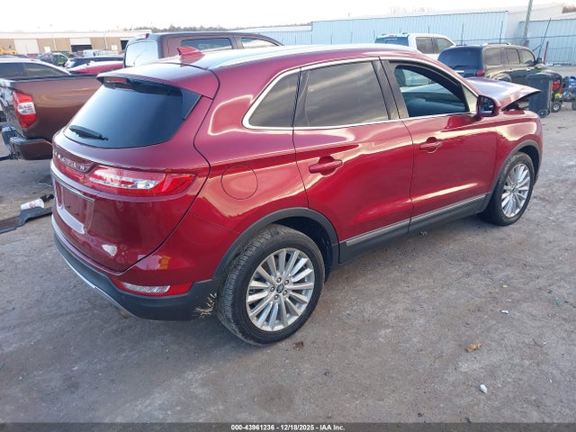 2019 LINCOLN MKC 5LMCJ1C92KUL26915 Photo 3