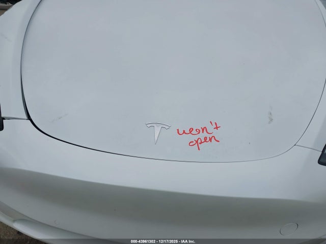 43961302 :رقم المزاد ، 7SAYGDEE8NA014232 vin ، 2022 Tesla Model Y Long Range Dual Motor All-wheel Drive مزاد بيع