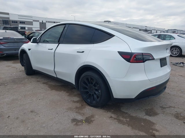 43961302 :رقم المزاد ، 7SAYGDEE8NA014232 vin ، 2022 Tesla Model Y Long Range Dual Motor All-wheel Drive مزاد بيع