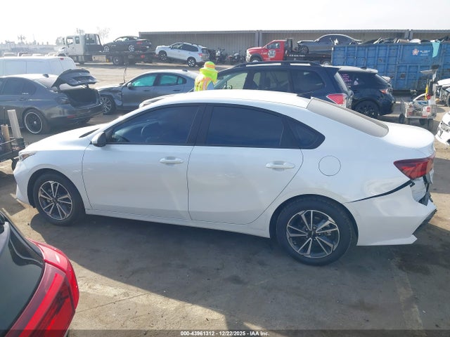 KIA Forte Lxs 2023 3KPF24AD0PE508659 Image 14