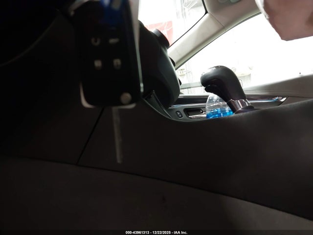 43961313 :رقم المزاد ، 2G1145S33G9204541 vin ، 2016 Chevrolet Impala 2lz مزاد بيع
