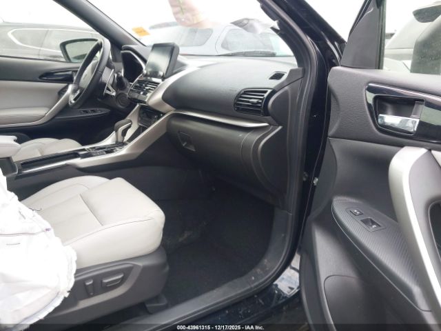 2024 MITSUBISHI ECLIPSE CROSS JA4ATWAA2RZ069619 Photo 4