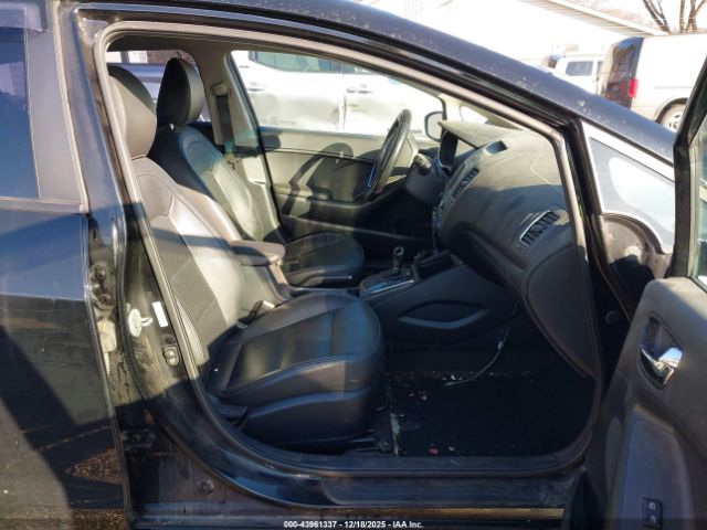 2017 KIA FORTE KNAFX5A80H5668190 Photo 4