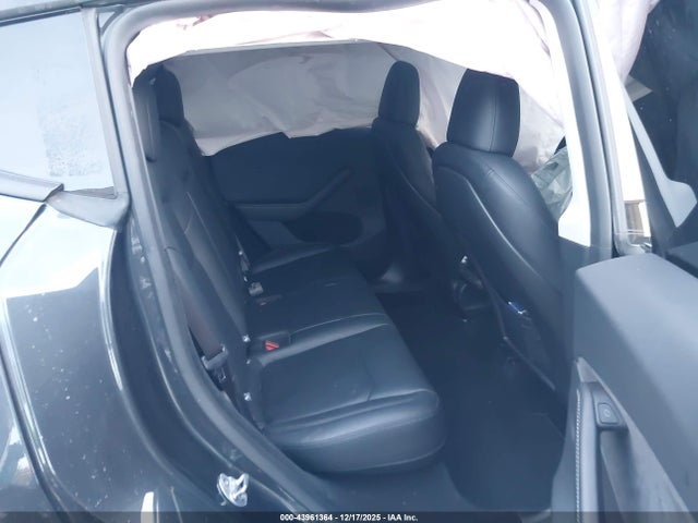 2024 TESLA MODEL Y 7SAYGDEF7RA329263 Photo 7