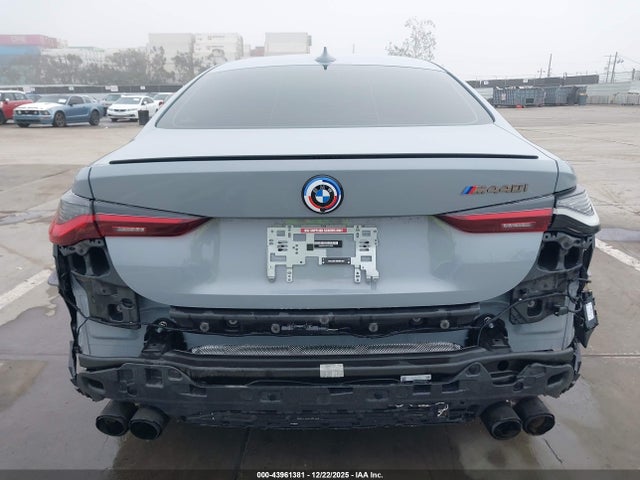 WBA83AP05PCL39350 BMW M440I