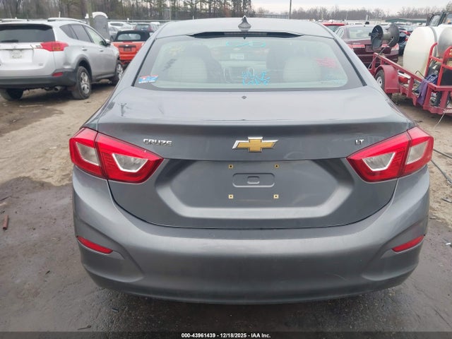 Chevrolet Cruze Lt Auto 2018 1G1BE5SM2J7236612 Image 16