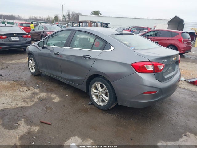 Chevrolet Cruze Lt Auto 2018 1G1BE5SM2J7236612 Image 3
