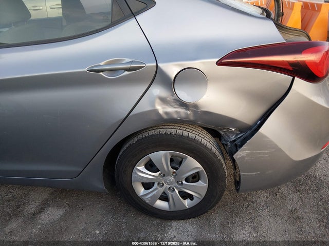 Aukcja sprzedaży 2016 Hyundai Elantra Se, vin: 5NPDH4AE6GH733369, numer aukcji: 43961566