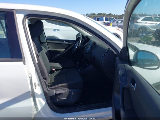 2014 VOLKSWAGEN TIGUAN WVGAV3AX3EW567791 Photo 4