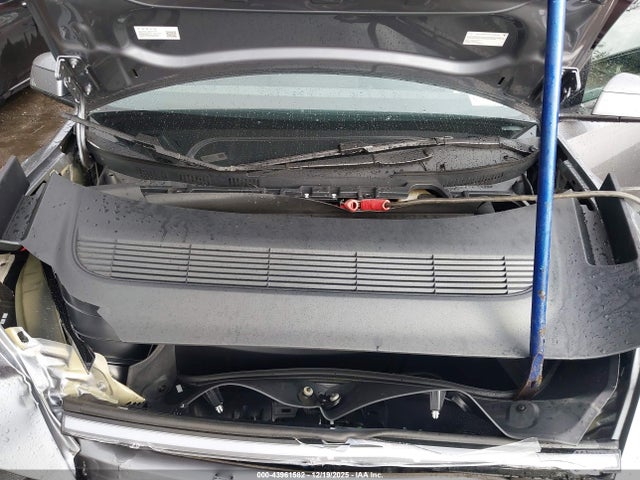 2026 TESLA MODEL Y 7SAYGDEE6TA387198 Photo 9