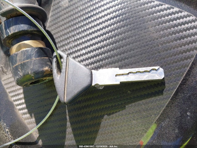 ZD4KZUB08NS000492 Aprilia Tuono V4 1100 Factory