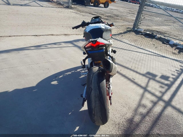 ZD4KZUB08NS000492 Aprilia Tuono V4 1100 Factory