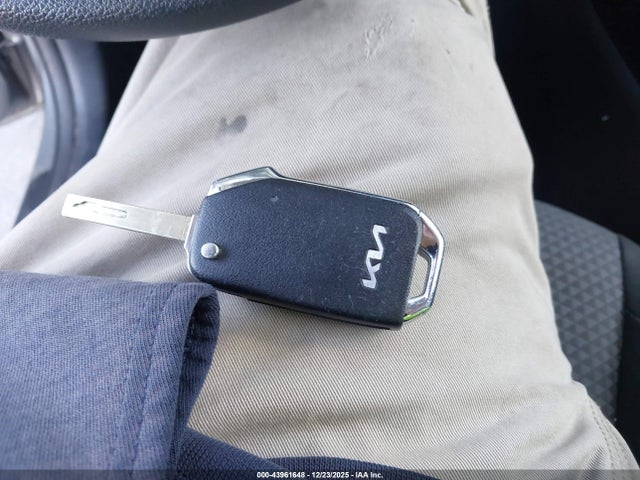 Продажа на аукционе авто 2023 Kia Soul Lx, vin: KNDJ23AU6P7868216, номер лота: 43961648