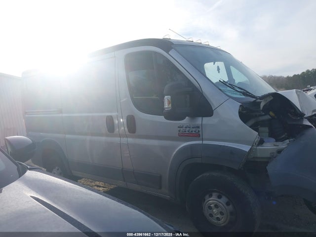 Продажа на аукционе авто 2017 Ram Promaster 1500 Low Roof 118 Wb, vin: 3C6TRVNG3HE510925, номер лота: 43961662