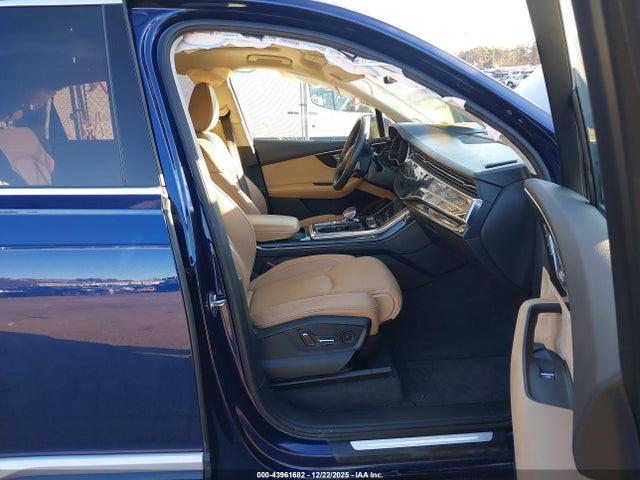 2020 AUDI Q7 WA1VXBF78LD007741 Photo 4