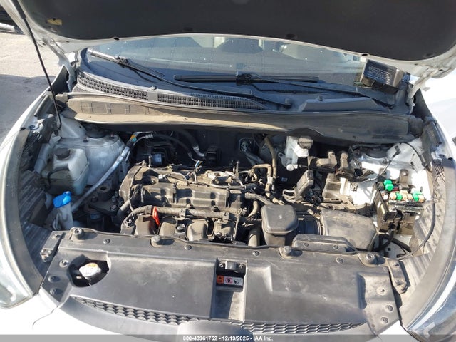 KM8JU3AG8FU015428 Hyundai TUCSON SE
