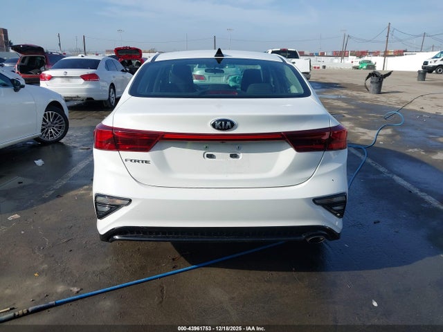 KIA Forte Lxs 2021 3KPF24ADXME406653 Image 17